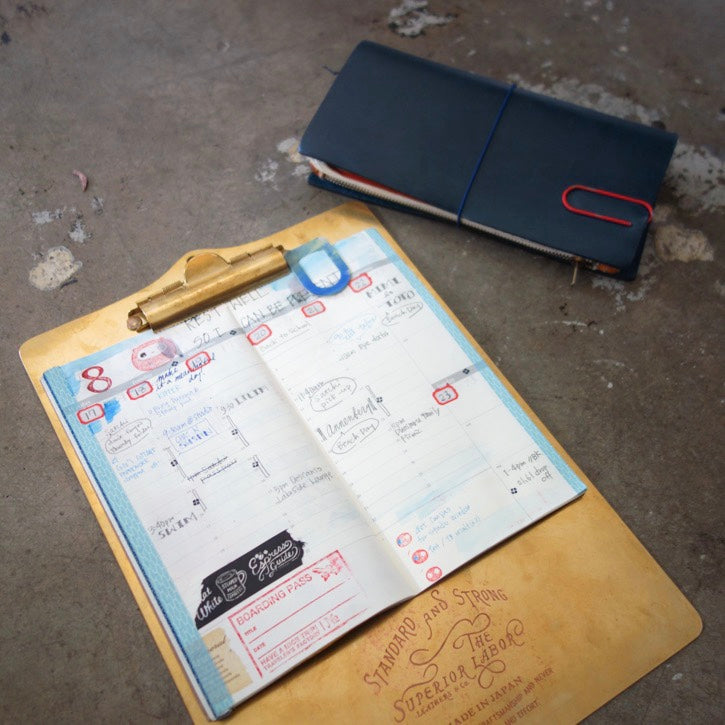 Staying in tune with my analogue system / Traveler's Notebook