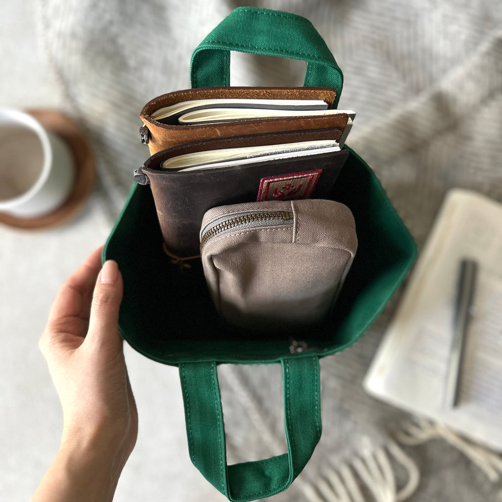 Releve’ Square Tote main image 0