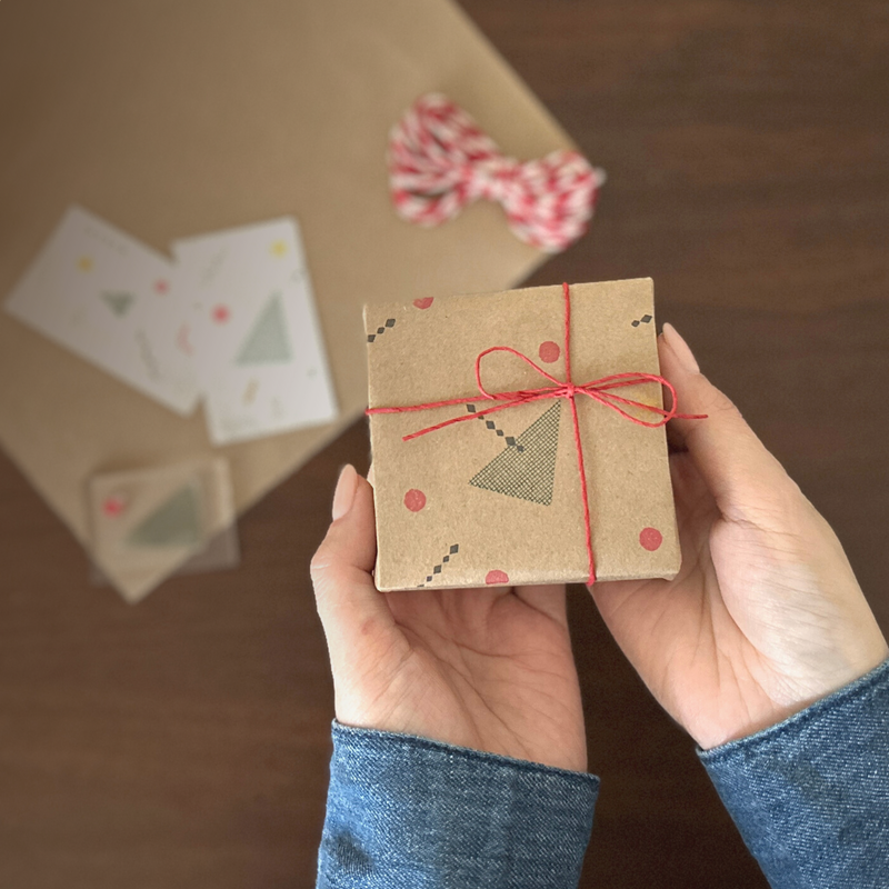 Analogue Dialogue // Wrapping with Love with Kei and Emil