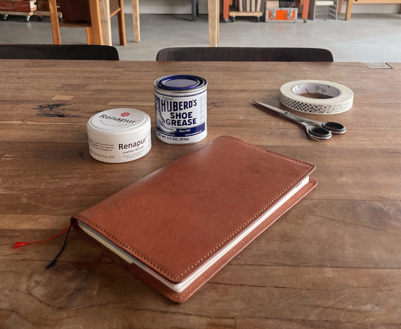 Two Approaches to Leather Conditioning: Renapur vs. Huberd's // Emil