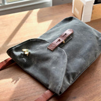 [Peg and Awl ] The Hunter Satchel