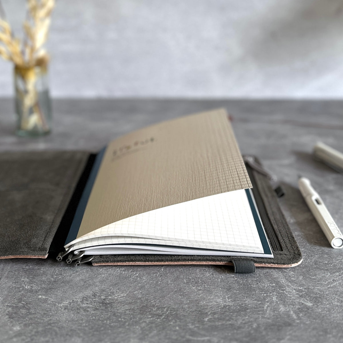 [Sakae Notebook] Iroful (96 Pages)