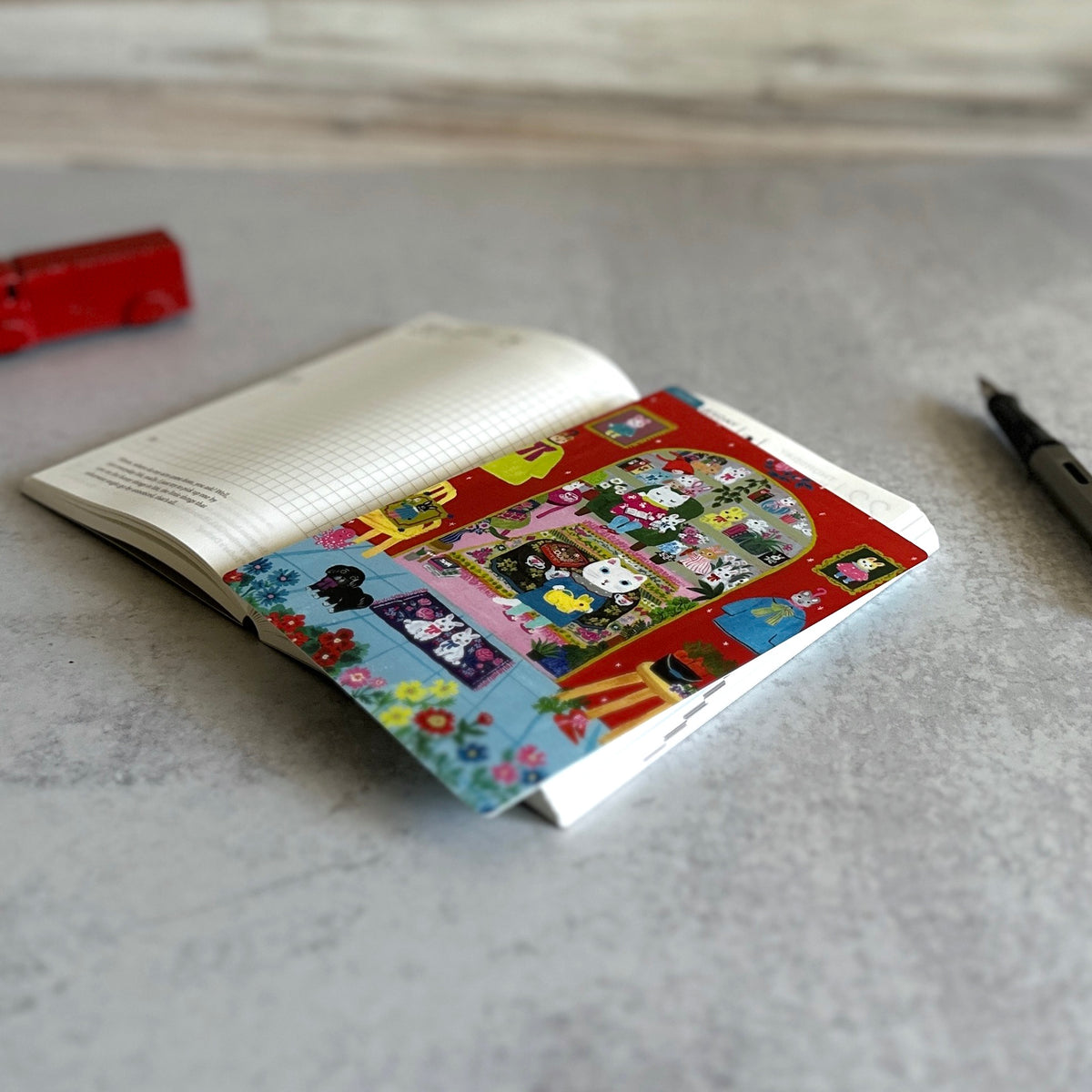 [Hobonichi Pencil Board] In the Room (A6)