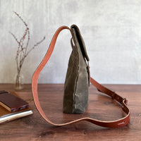 [Peg and Awl ] The Hunter Satchel
