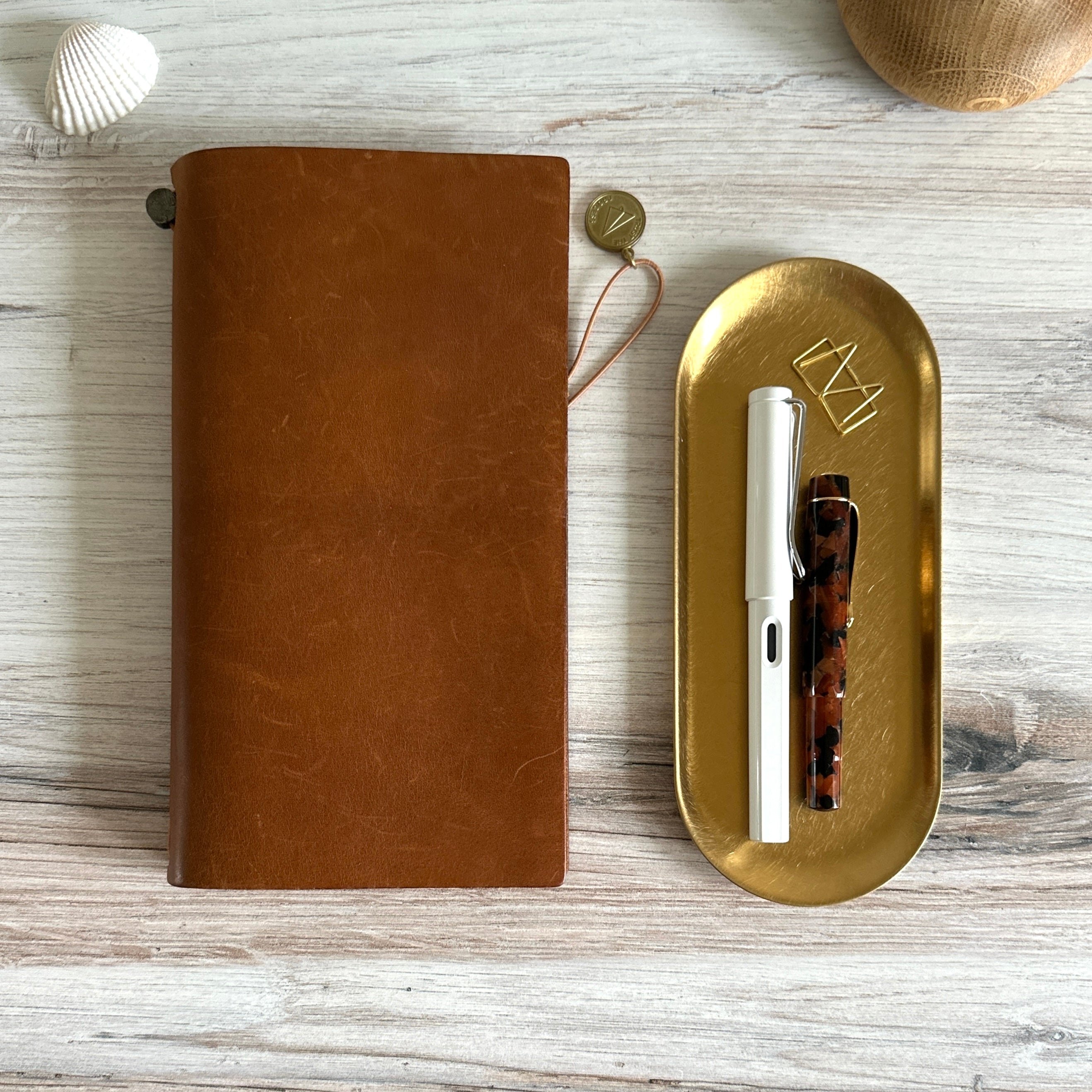 PICUS] Brass Tray – Baum-kuchen