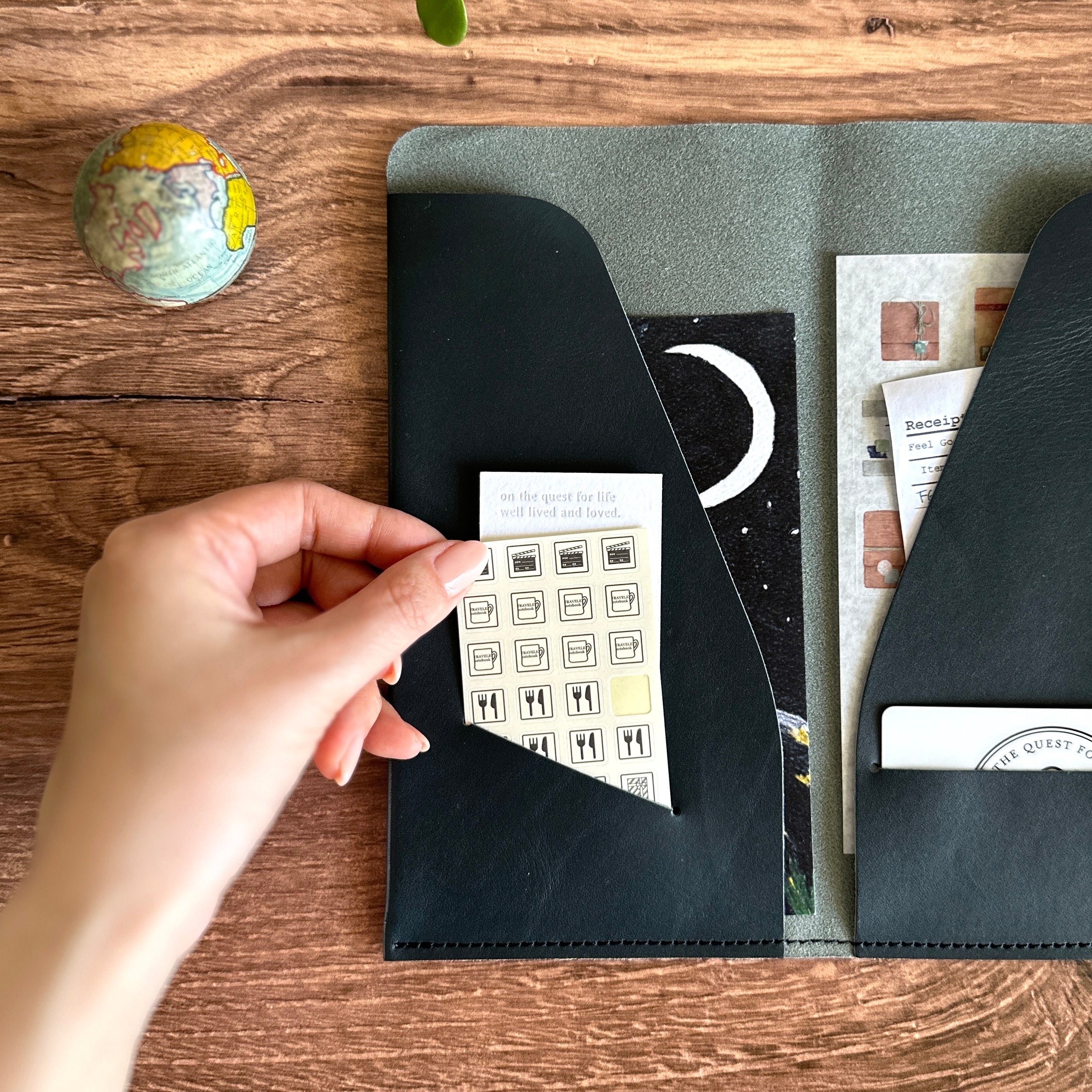 BKx1.61] Portfolio Folder // Navy (Regular) – Baum-kuchen