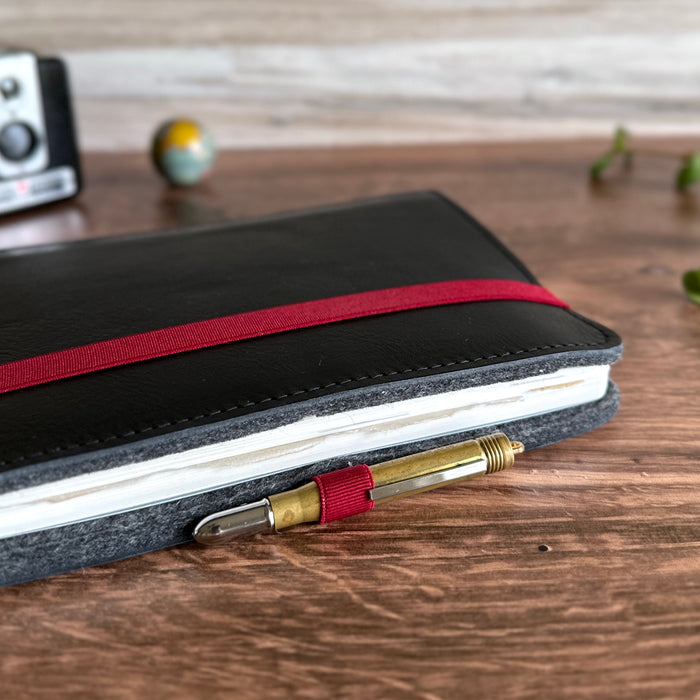 [Roterfaden] LTD_022 // Black (A5)