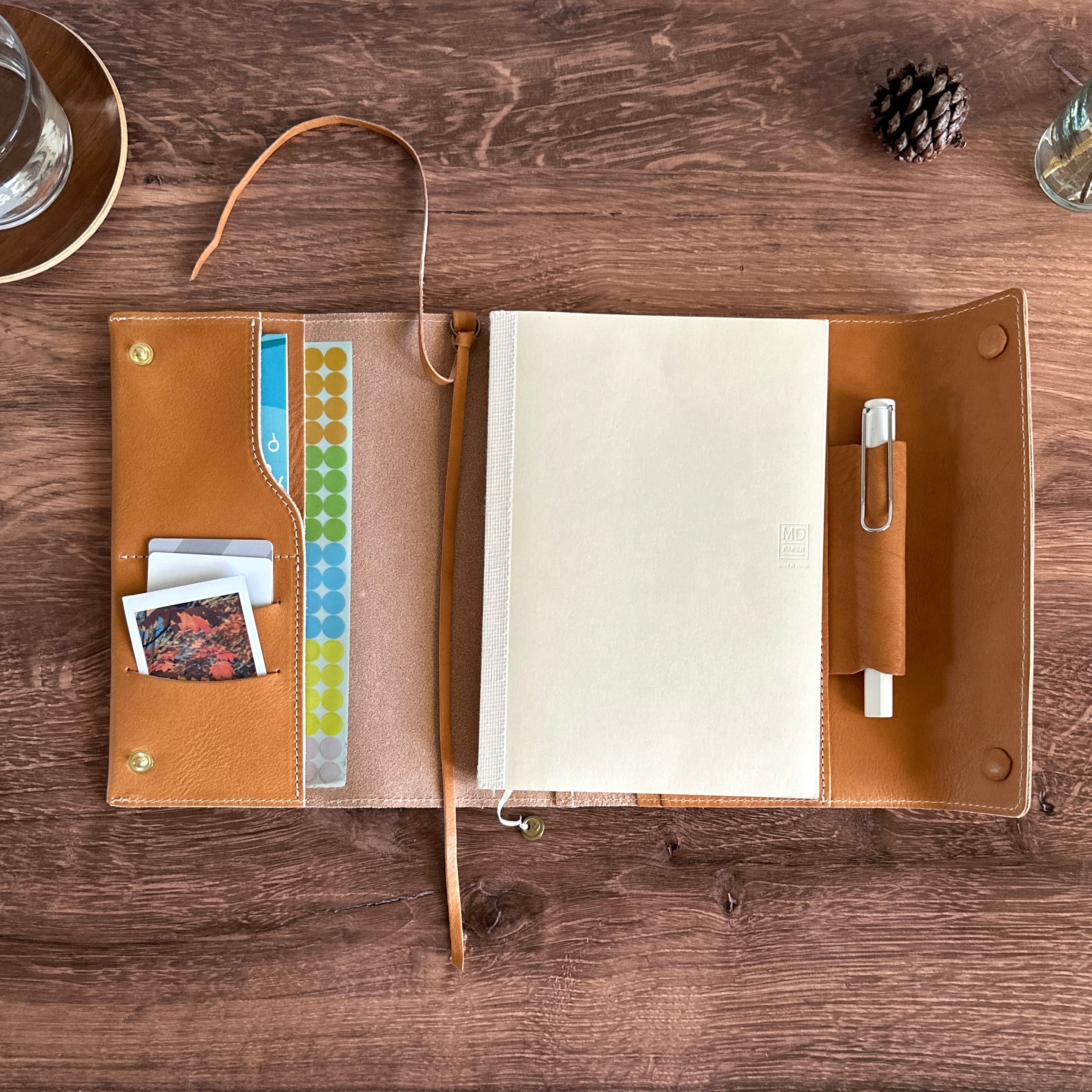 パーティを彩るご馳走や Tochigi &Liebe] Leather Baum-kuchen – (A5) Cover Notebook シャツ/ブラウス(長袖/七分)