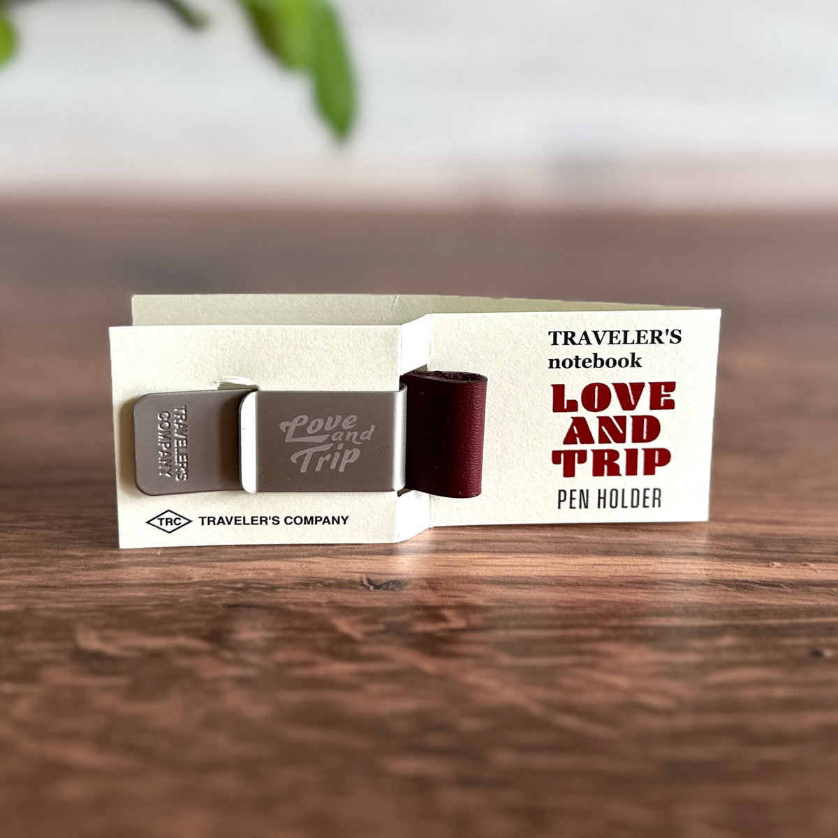 [TRC] Love and Trip // Pen Holder (Red)