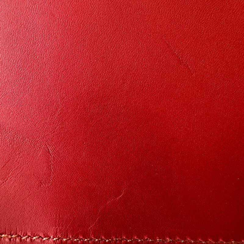 [BKx1.61] Portfolio Folder // Red (Passport)