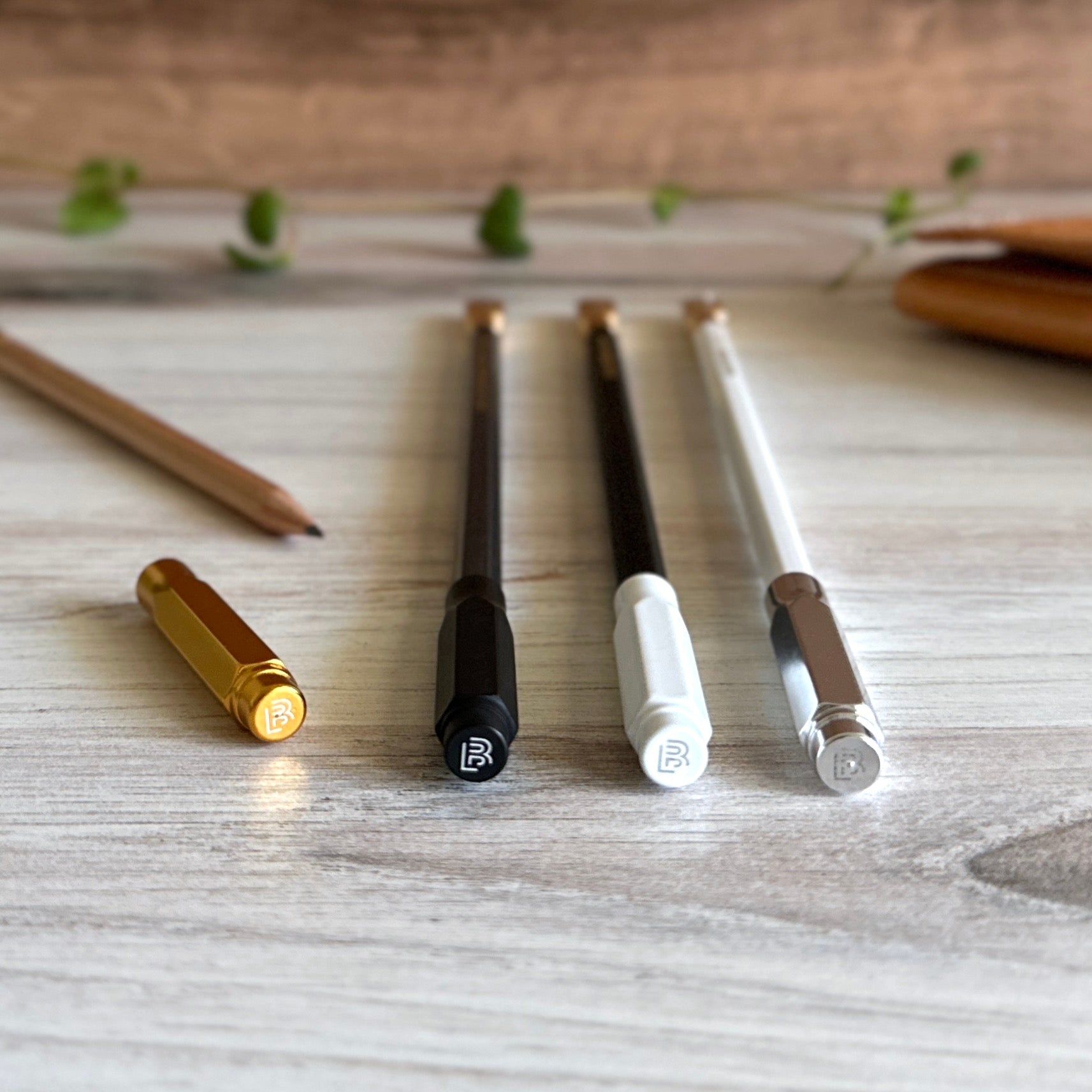 blackwing point guard 3色セット Blackwing 155 Point Guards - Bauhaus Edition | Pencils.com