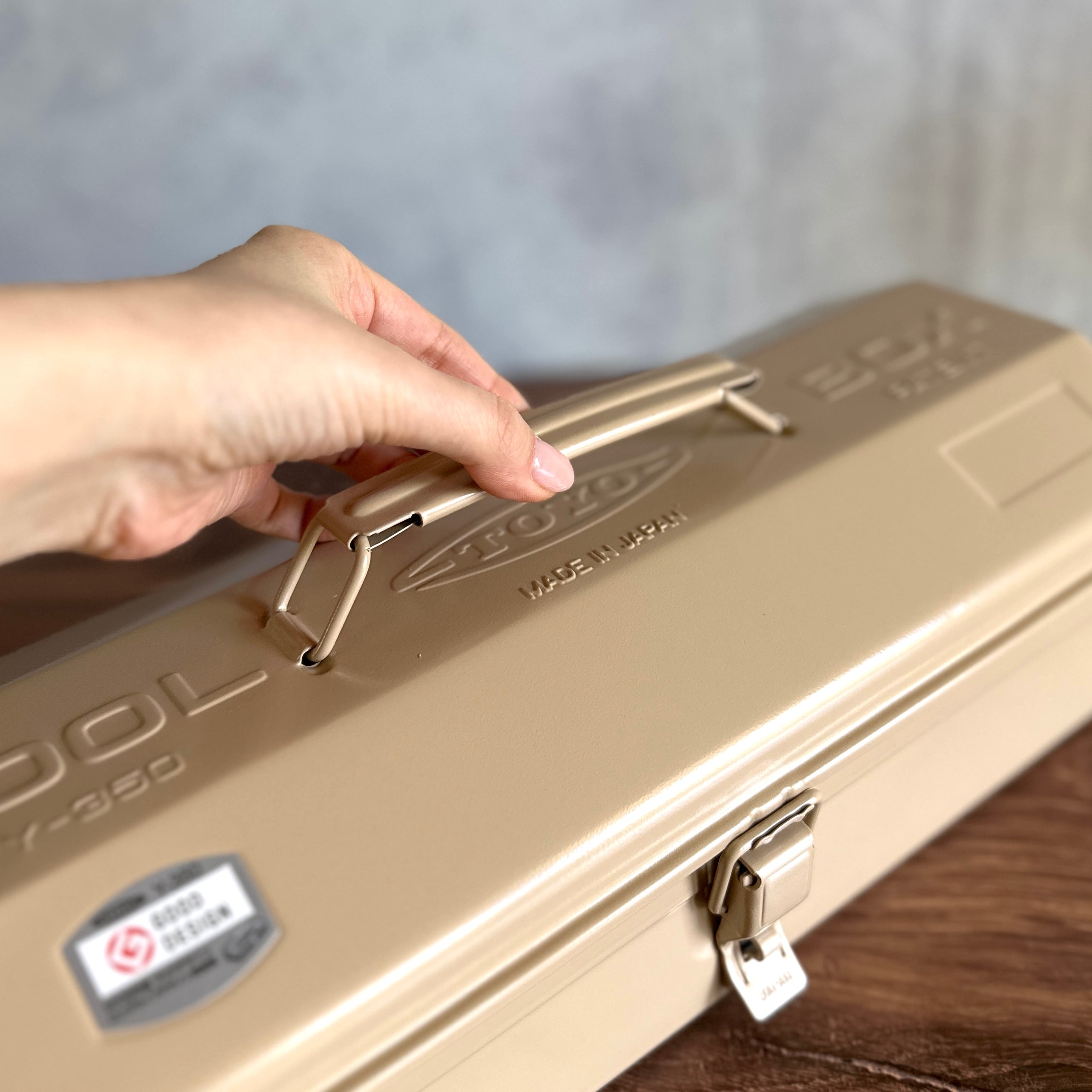 アールビバン株式会社「TONY BAYSIDE ED/NO. 19/50」 Toyo] Steel Toolbox // Y-350 – Baum-kuchen