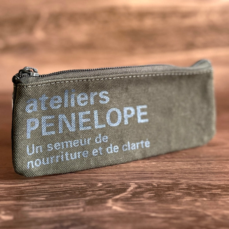 [AP] #6 Graphic Pen Case