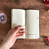 [Hobonichi 2026] Weeks // Yumi Kitagishi: White Cat’s Daily Life (English)