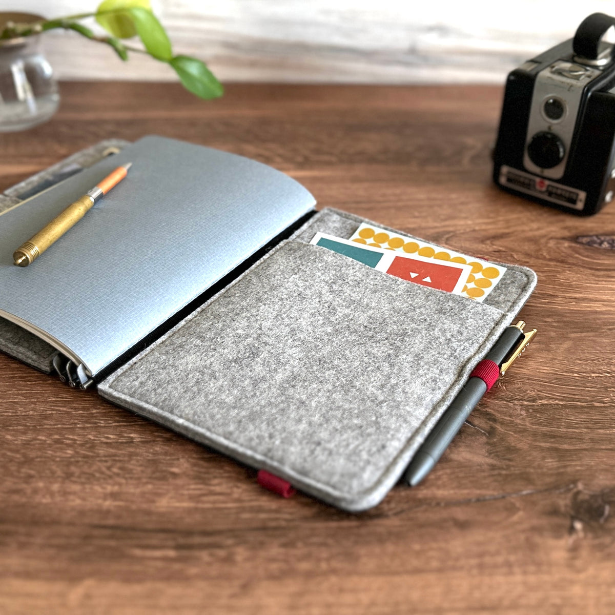 [Roterfaden] LTD_022 // Black (A5)