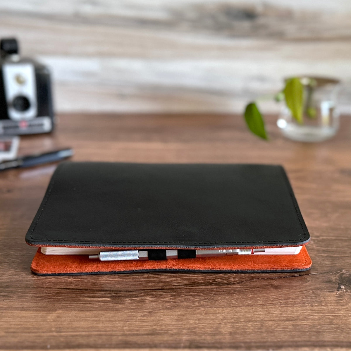 [Roterfaden] WK_24  Black // Russet Orange (A5)