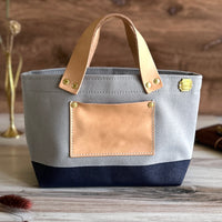 [TSL] Petite Tote // Gray Canvas