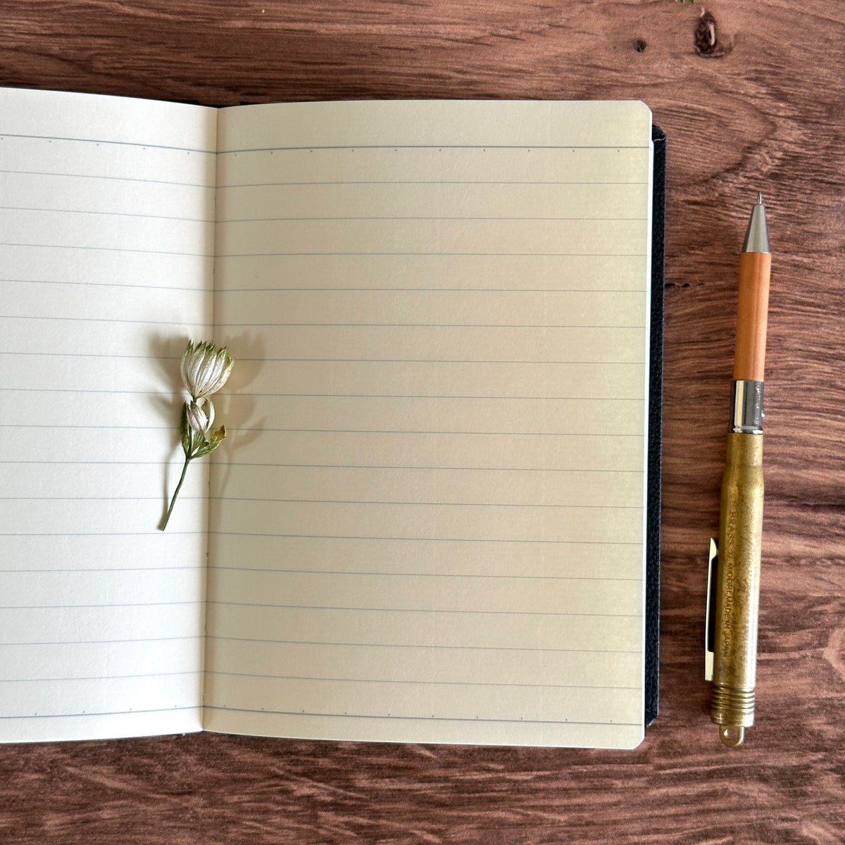 [LIFE] Noble Notebook "HARDCOVER" (A6)