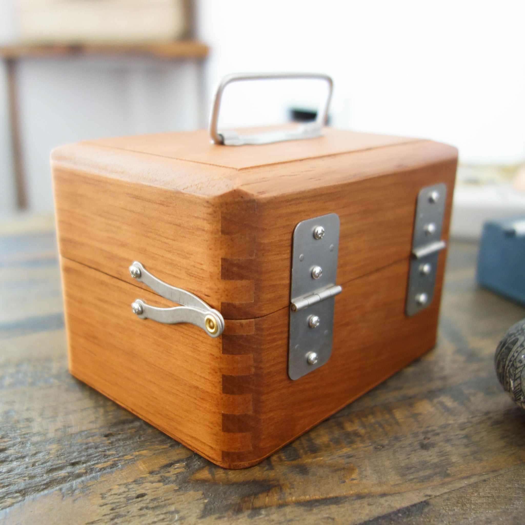 Classiky] Toga Wood Small Box – Baum-kuchen
