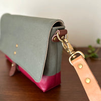 [BKxTSL] Journey Bag (Grape Vine)