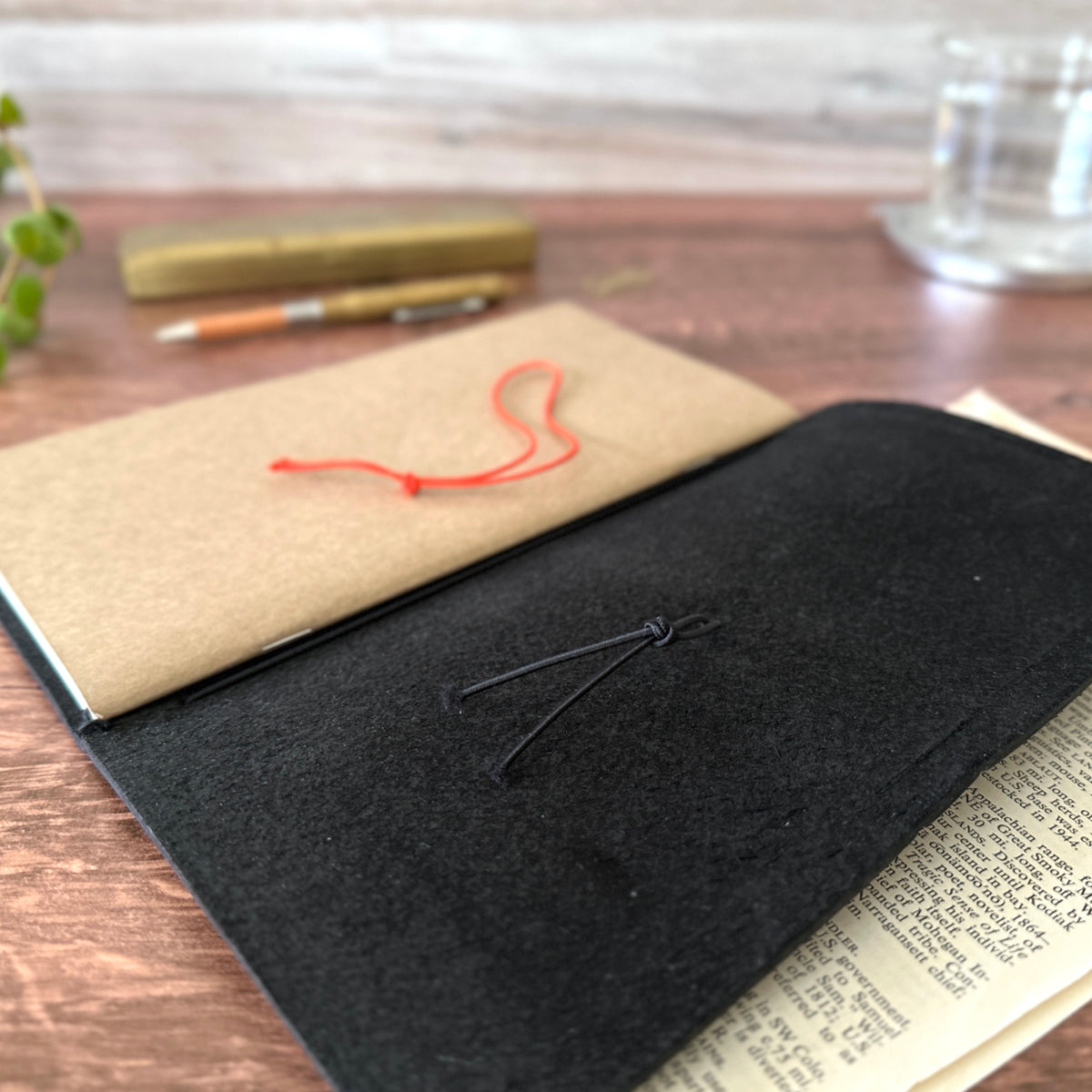 MIDORI Traveler's Notebook Black – Baum-kuchen