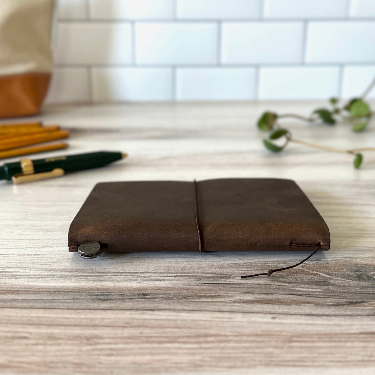 [TRC] Traveler's Notebook // Brown (PASSPORT)