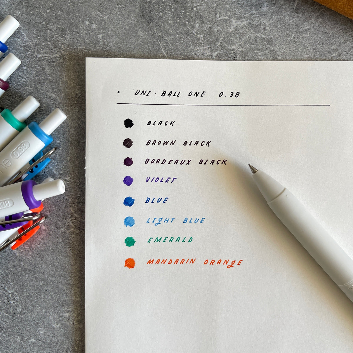 [Uni-Ball One] Gel Pen // 0.38 mm