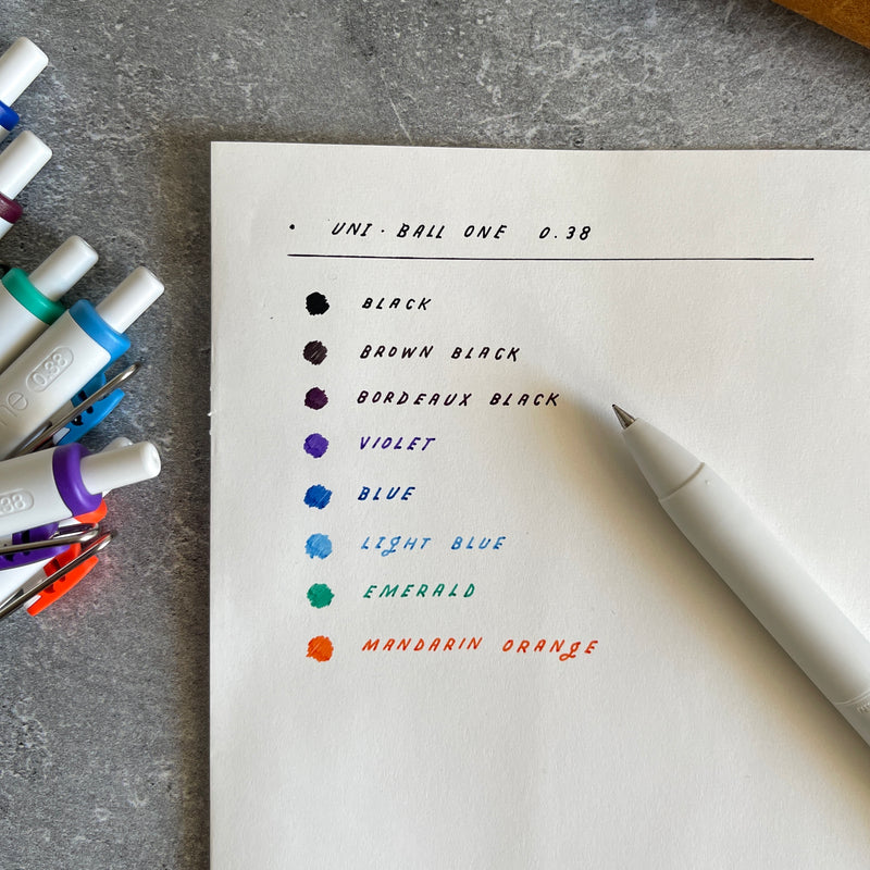 [Uni-Ball One] Gel Pen // 0.38 mm