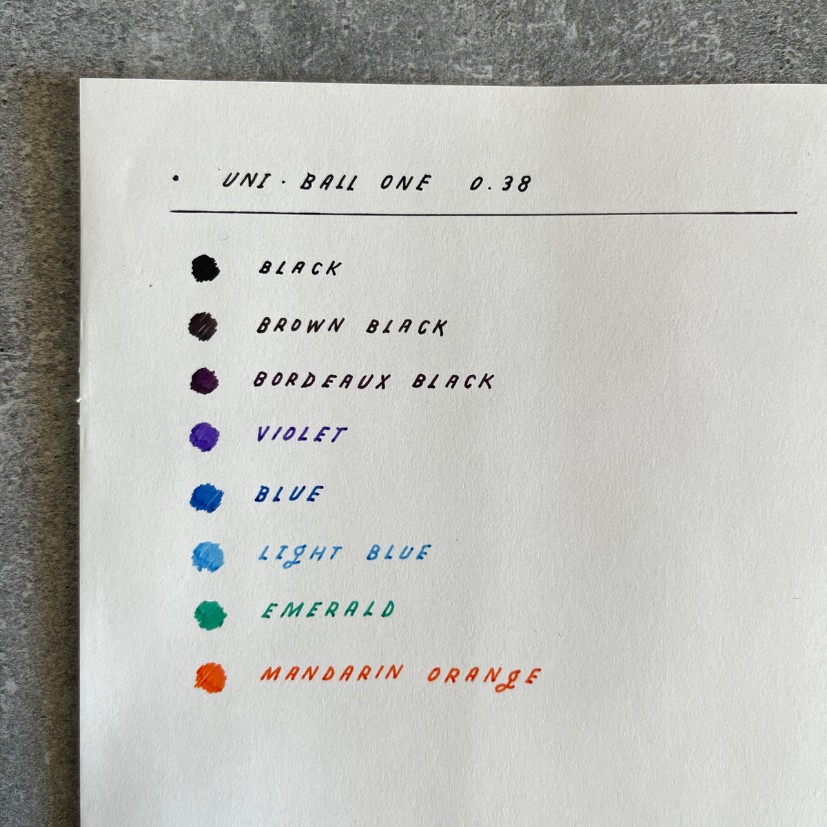 [Uni-Ball One] Gel Pen // 0.38 mm