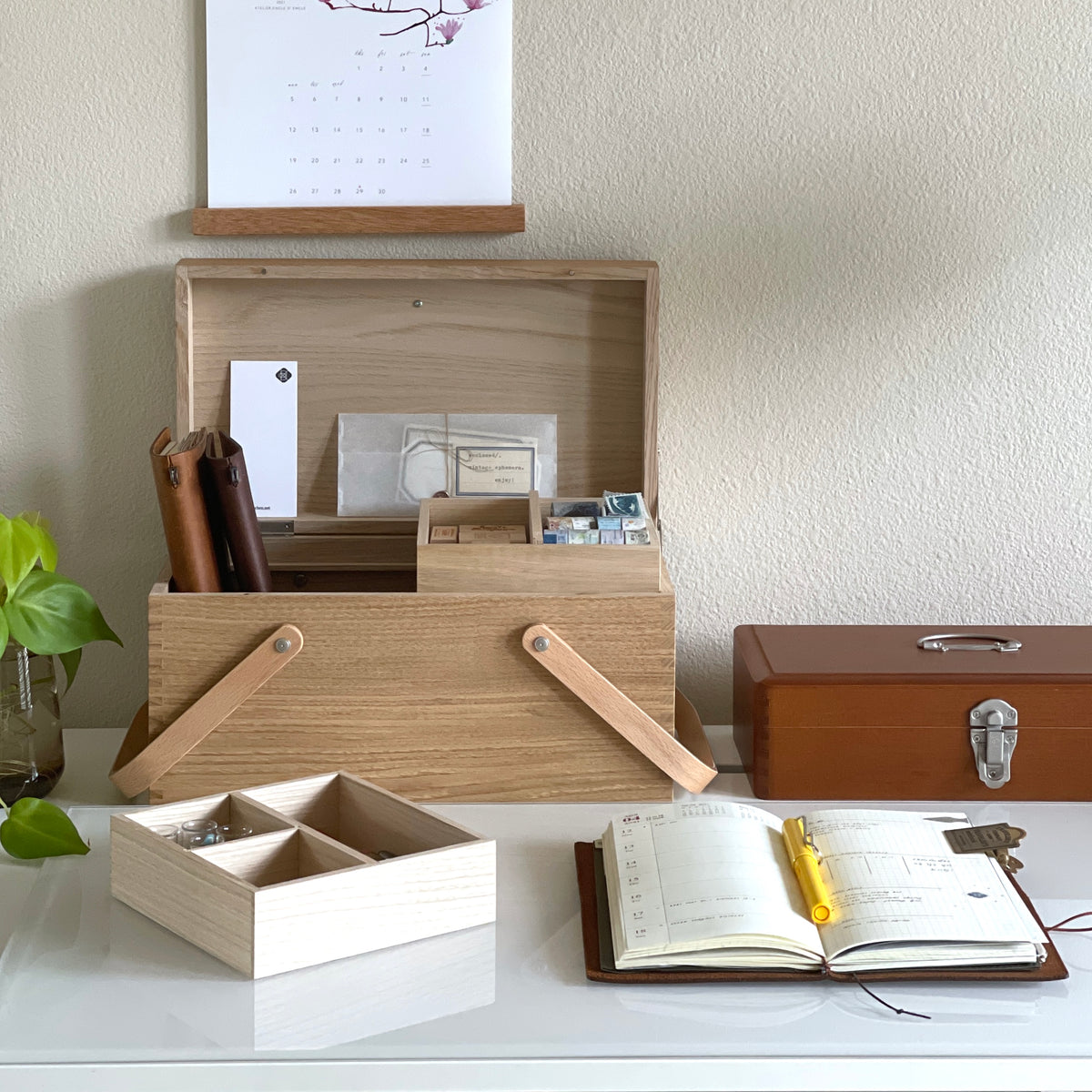 Classiky Chestnut wood Sewing Box - NOMADO Store