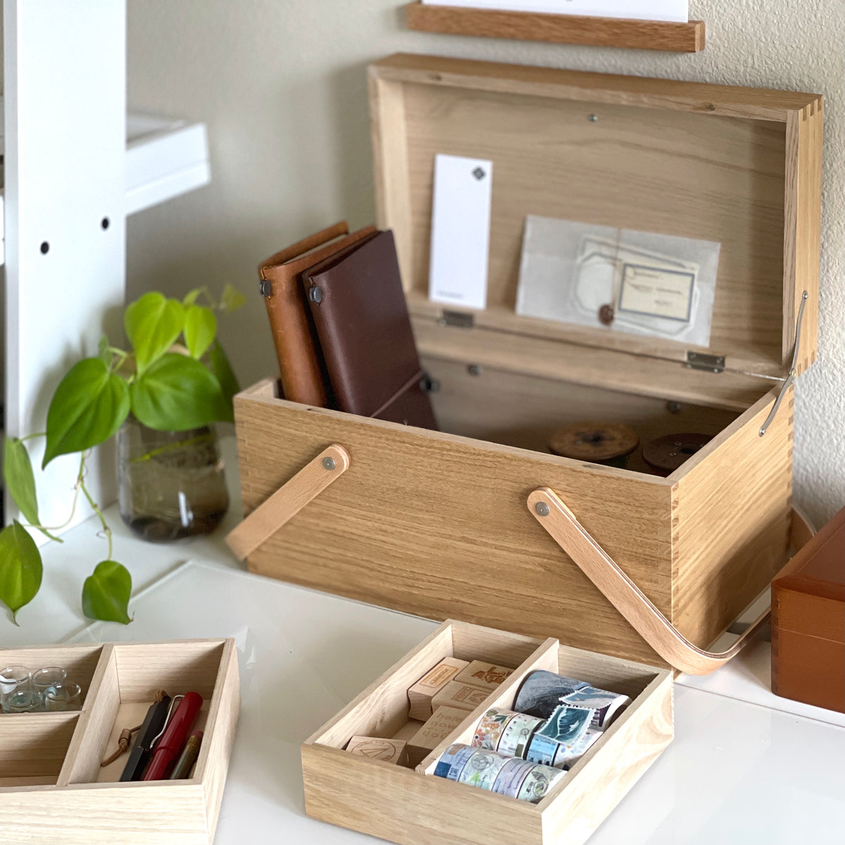 [Classiky] Chestnut Sewing Box