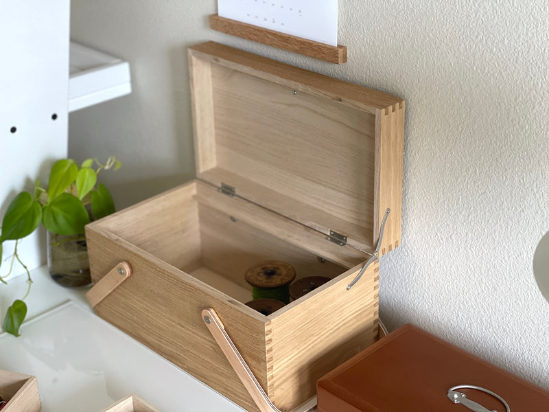 [Classiky] Chestnut Sewing Box