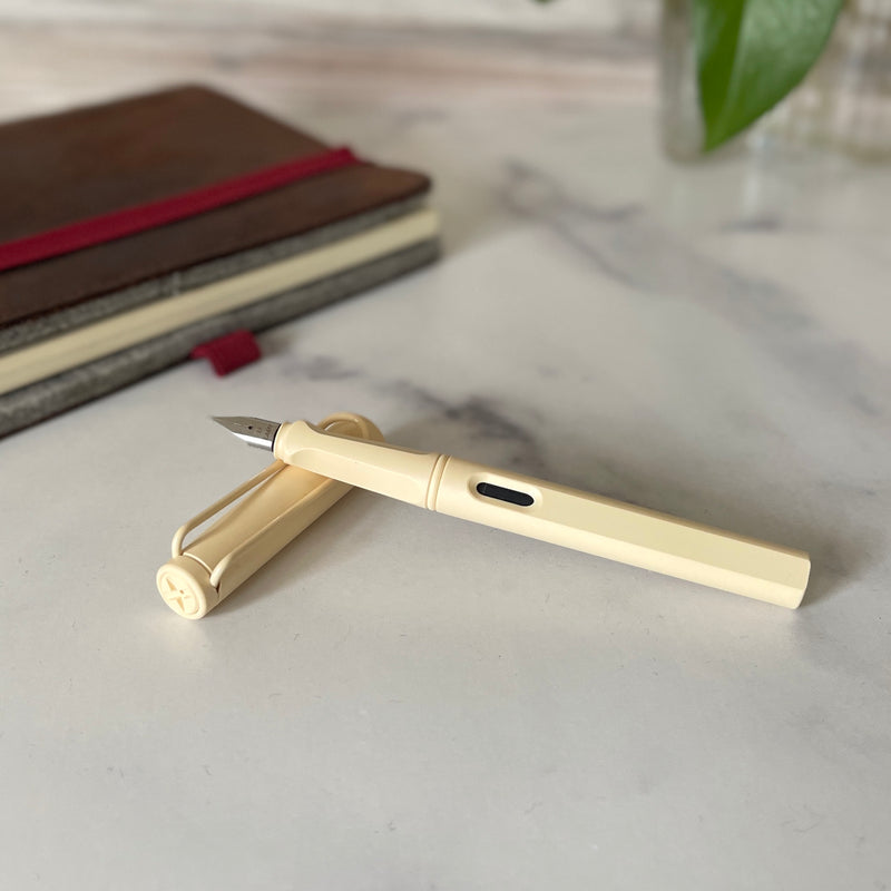 [Lamy Fountain Pen] Safari "Cream"