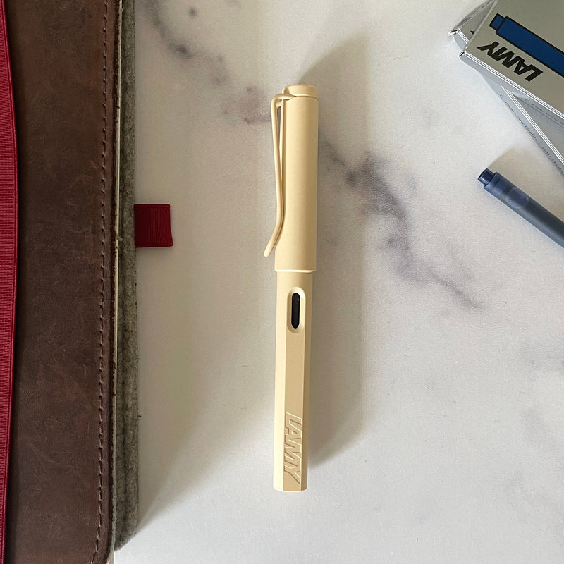 [Lamy Fountain Pen] Safari "Cream"