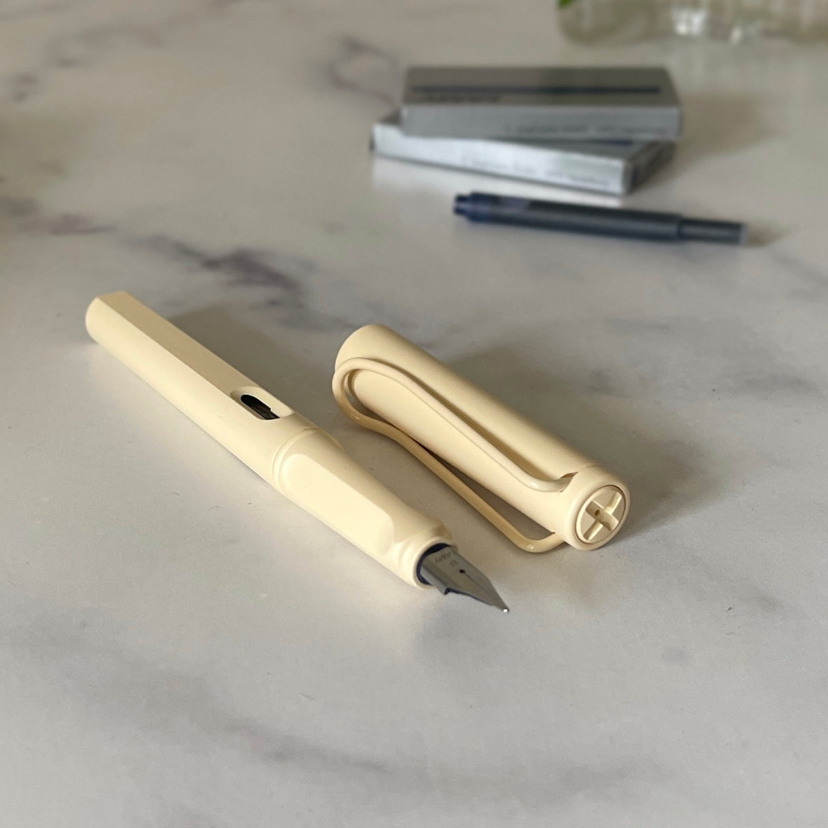 [Lamy Fountain Pen] Safari "Cream"