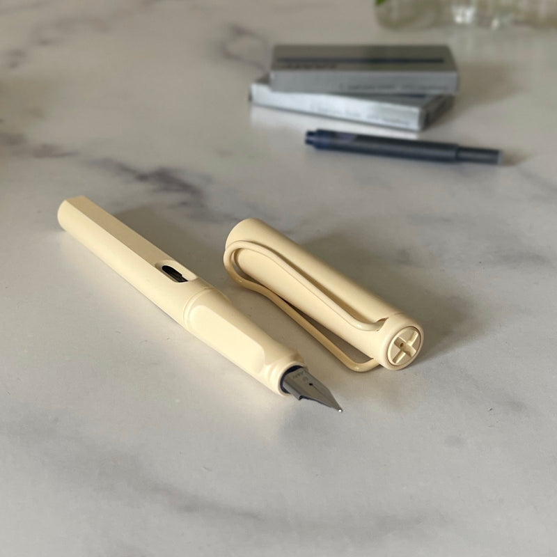 [Lamy Fountain Pen] Safari "Cream"