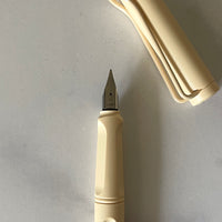 [Lamy Fountain Pen] Safari "Cream"