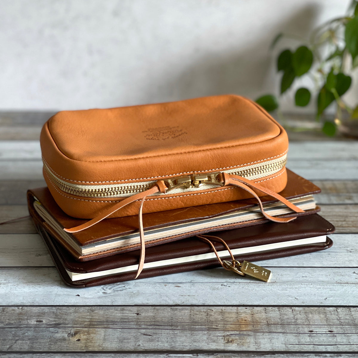 TSL] Utility Leather Case – Baum-kuchen