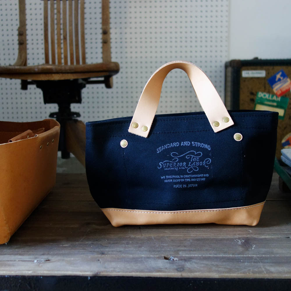 TSL] Petite Tote // Black – Baum-kuchen